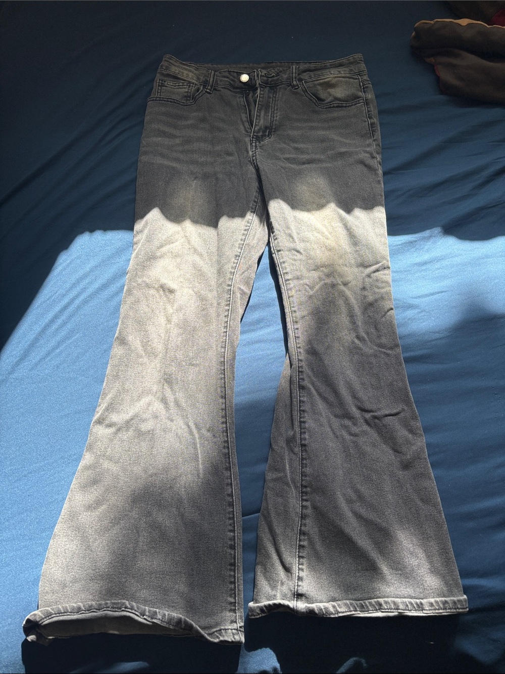 Women's Gray Flared Jeans - Classic High-Rise Fit
